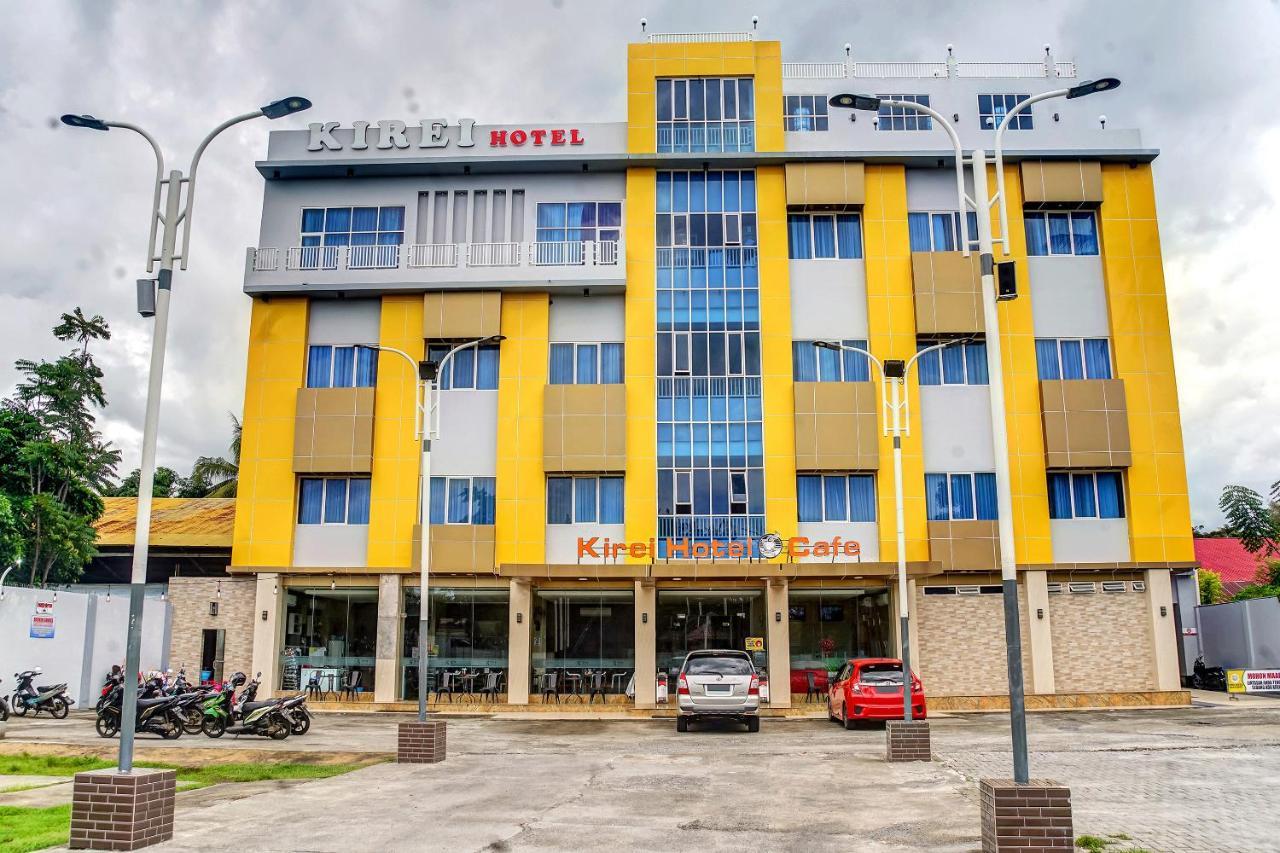 Kirei Hotel Bantaeng Ngoại thất bức ảnh