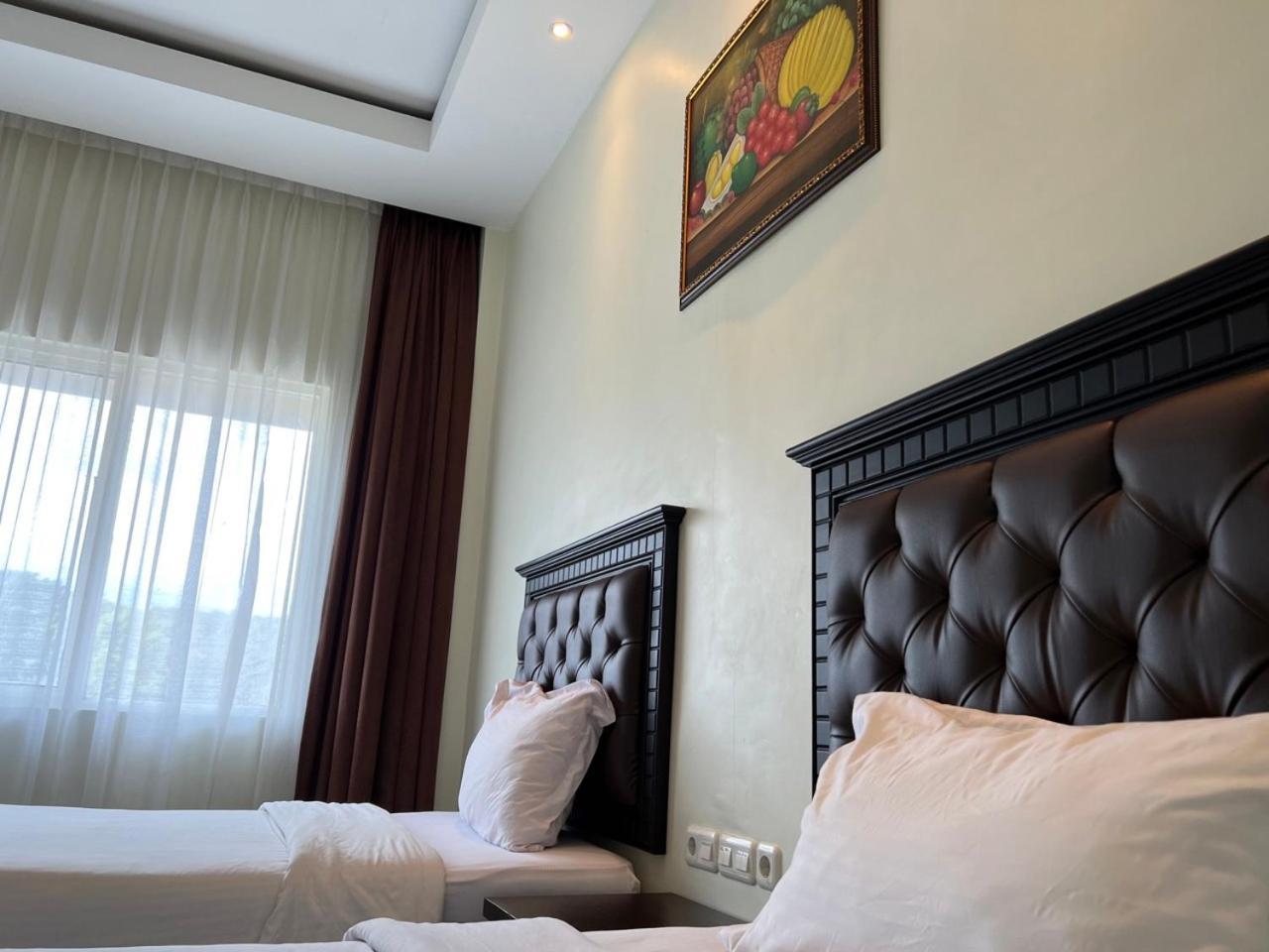 Kirei Hotel Bantaeng Ngoại thất bức ảnh