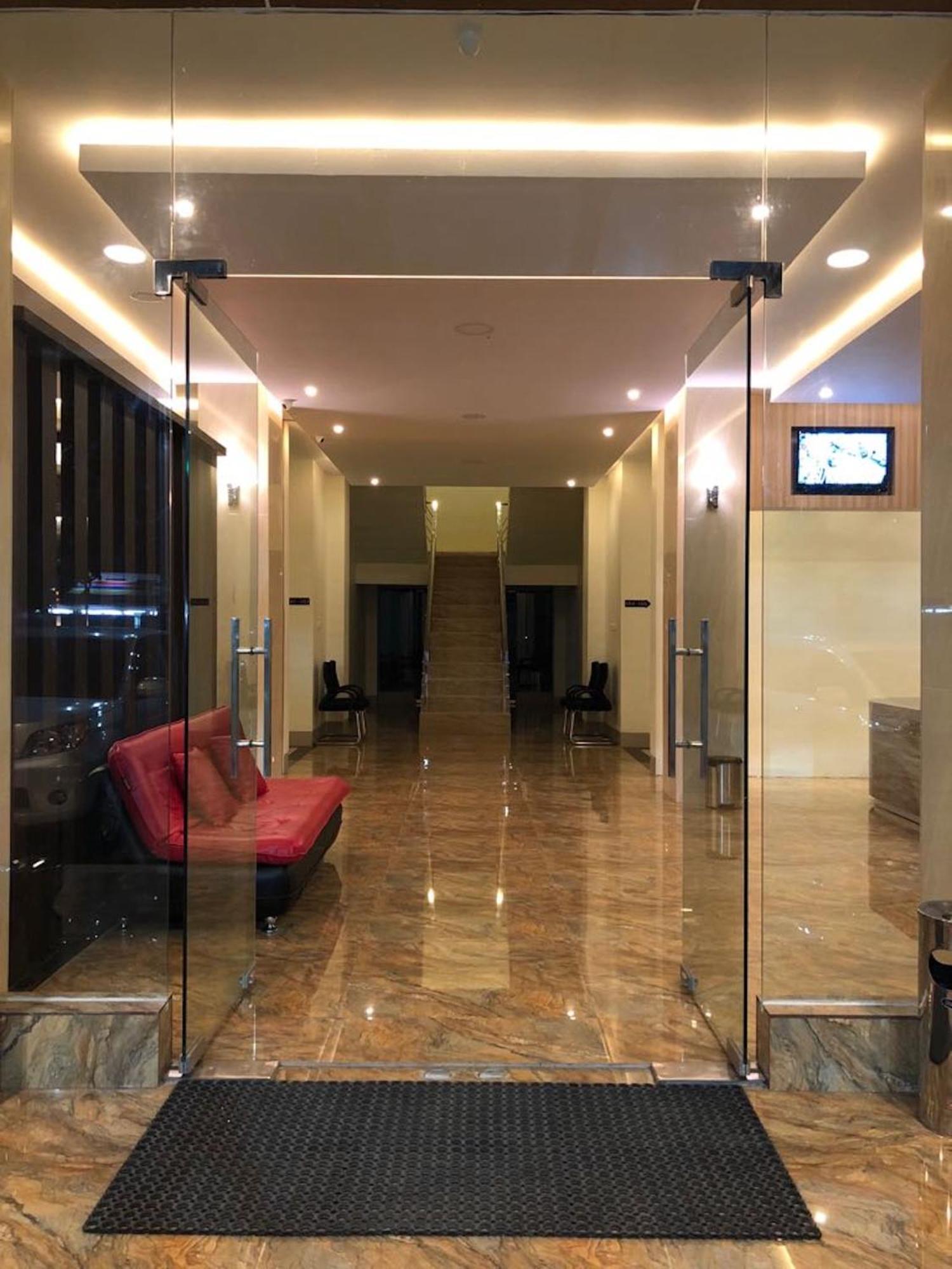 Kirei Hotel Bantaeng Ngoại thất bức ảnh
